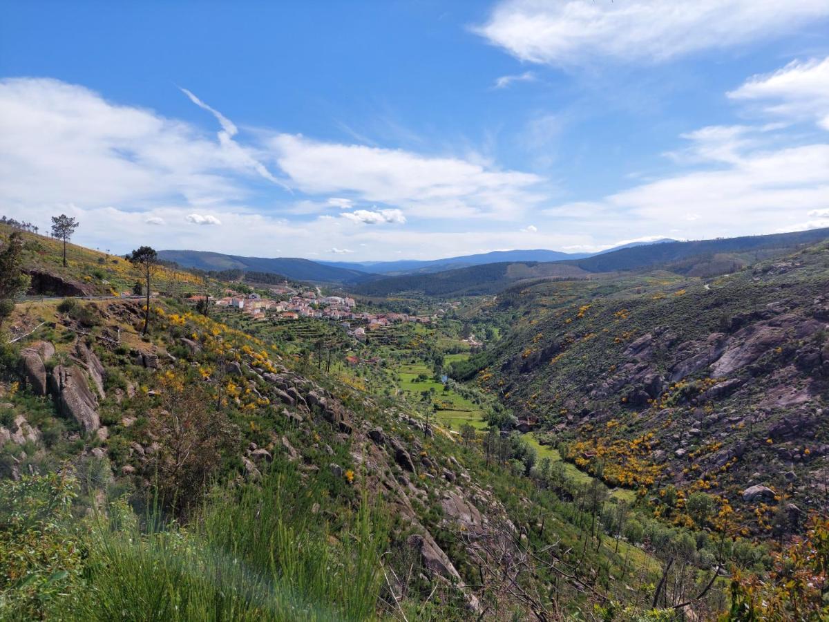 Cortes do Meio Casa Do Fundo Do Povo - Serra Da Estrelaヴィラ エクステリア 写真