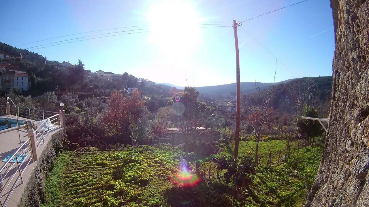 Cortes do Meio Casa Do Fundo Do Povo - Serra Da Estrelaヴィラ エクステリア 写真